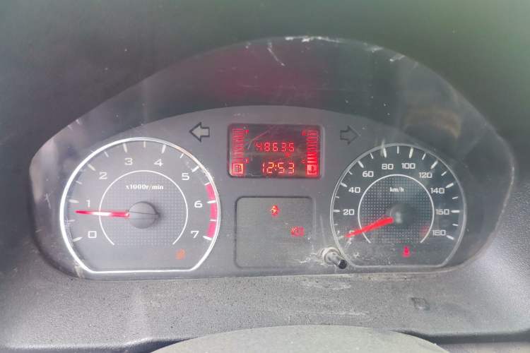 Used Wuling Zhengtu 2021 1.5L Adventure LAR Odometer Close Up