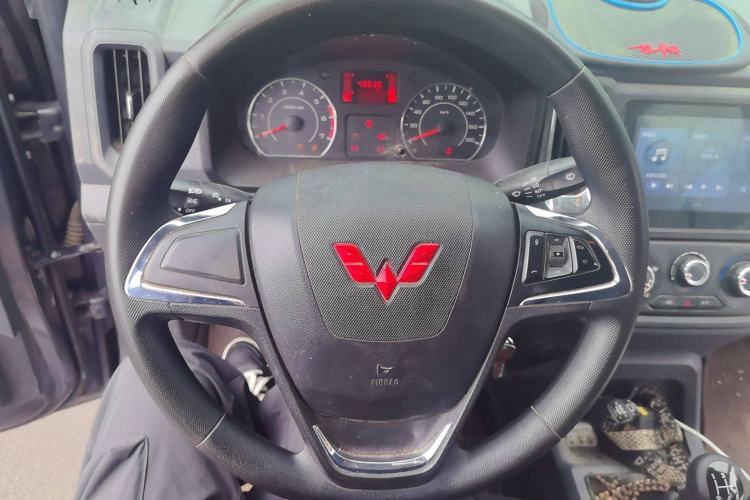 Used Wuling Zhengtu 2021 1.5L Adventure LAR Steering Wheel