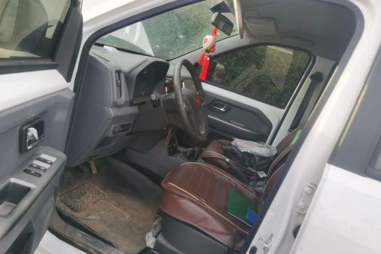 Used Wuling Zhengtu 2021 1.5L Adventure LAR Driver Seat