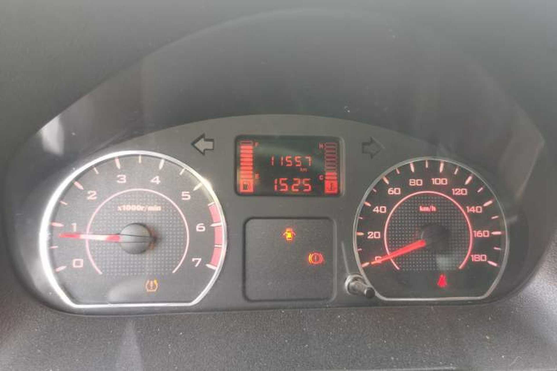 Used Wuling Zhengtu 2021 1.5L Adventure LAR Odometer Close Up