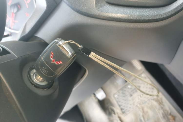 Used Wuling Zhengtu 2021 1.5L Adventure LAR Vehicle Key