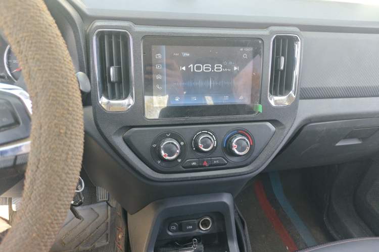 Used Wuling Zhengtu 2021 1.5L Adventure LAR Audio And AC Panel