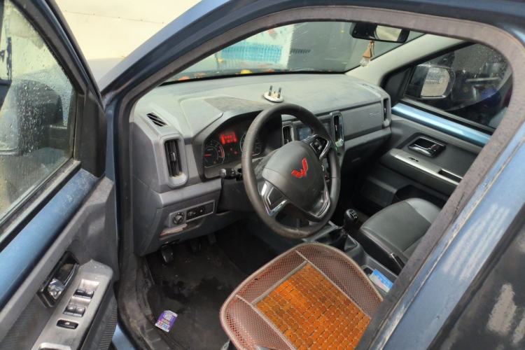Used Wuling Zhengtu 2021 1.5L Adventure LAR Driver Seat