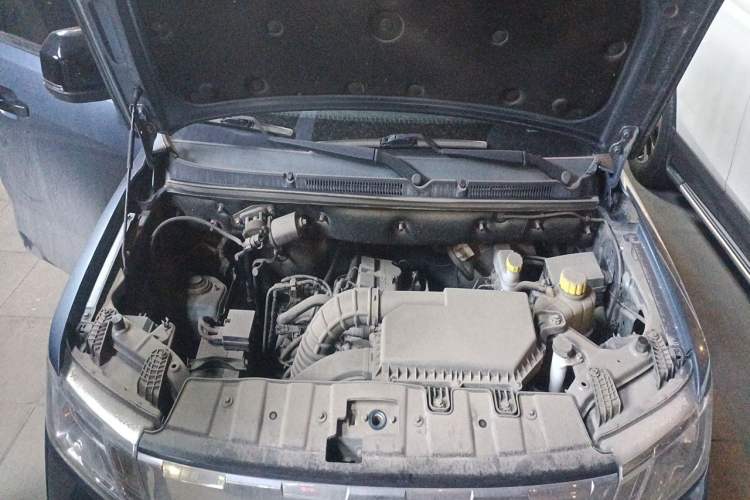 Used Wuling Zhengtu 2021 1.5L Adventure LAR Engine Bay