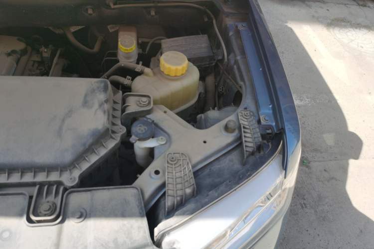 Used Wuling Zhengtu 2021 1.5L Adventure LAR Engine Bay Left