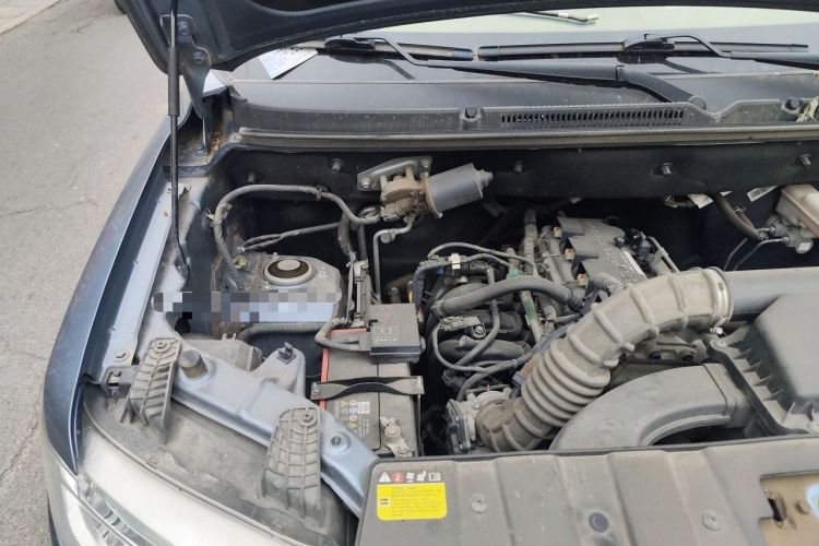 Used Wuling Zhengtu 2021 1.5L Adventure LAR Engine Bay Right