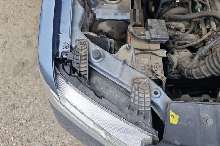 Used Wuling Zhengtu 2021 1.5L Adventure LAR Engine Bay Right