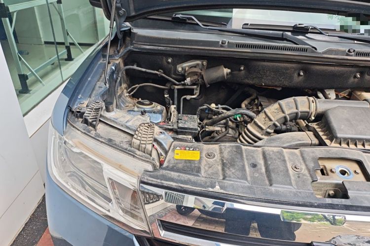Used Wuling Zhengtu 2021 1.5L Adventure LAR Engine Bay Right