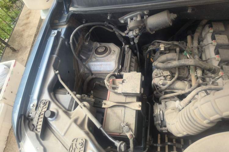 Used Wuling Zhengtu 2021 1.5L Adventure LAR Engine Bay Right
