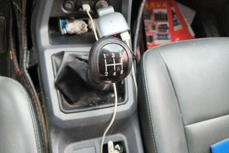 Used Wuling Zhengtu 2021 1.5L Adventure LAR Gear Lever