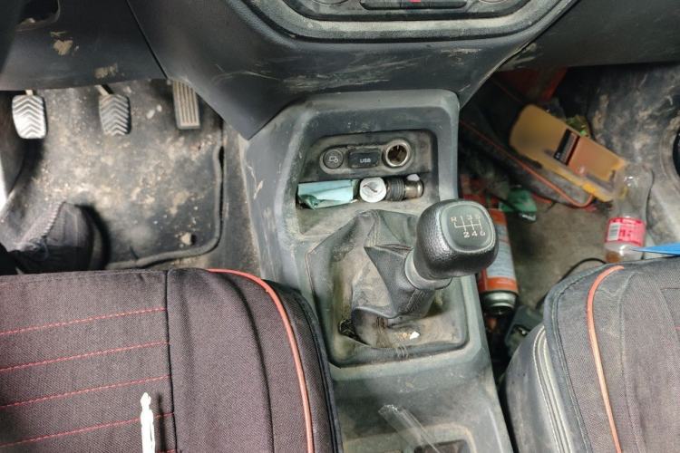 Used Wuling Zhengtu 2021 1.5L Adventure LAR Gear Lever