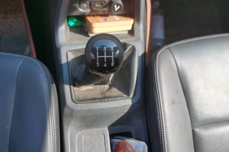 Used Wuling Zhengtu 2021 1.5L Adventure LAR Gear Lever