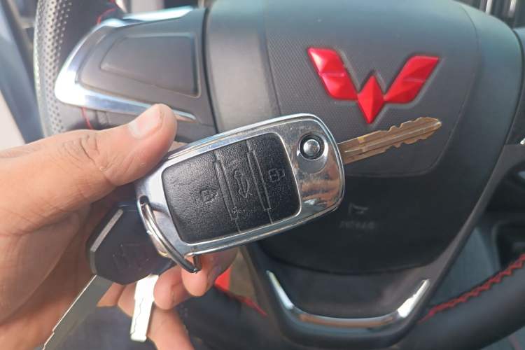 Used Wuling Zhengtu 2021 1.5L Adventure LAR Interior 1