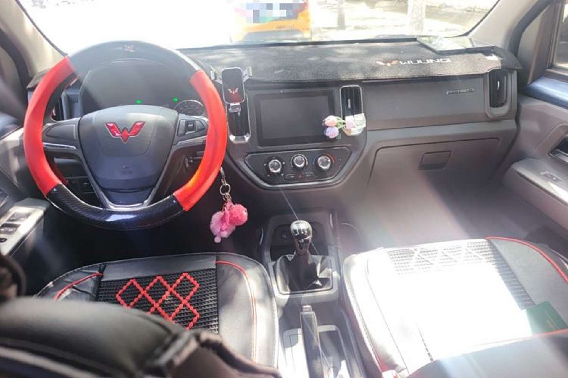 Used Wuling Zhengtu 2021 1.5L Adventure LAR Interior 2
