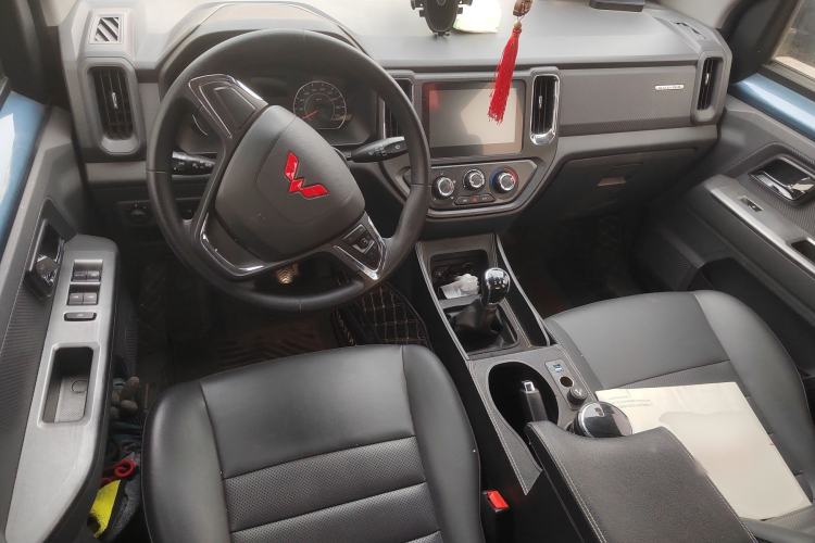 Used Wuling Zhengtu 2021 1.5L Adventure LAR Interior 2