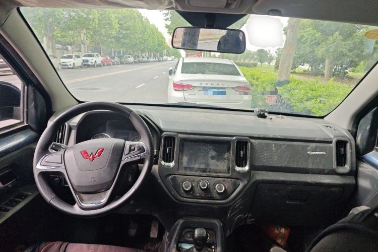 Used Wuling Zhengtu 2021 1.5L Adventure LAR Interior 2