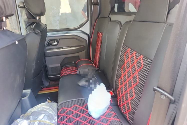 Used Wuling Zhengtu 2021 1.5L Adventure LAR Interior 4