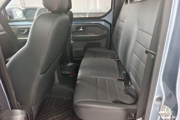 Used Wuling Zhengtu 2021 1.5L Adventure LAR Interior 4