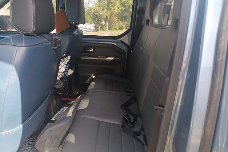 Used Wuling Zhengtu 2021 1.5L Adventure LAR Interior 4