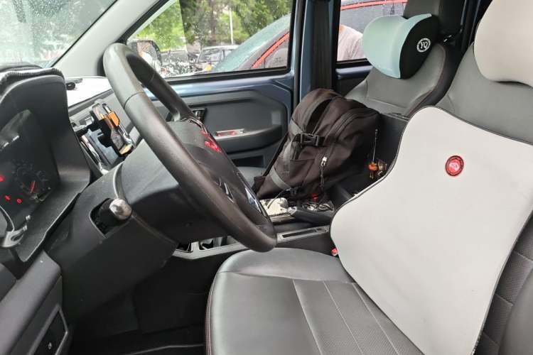 Used Wuling Zhengtu 2021 1.5L Adventure LAR Left Front Seat