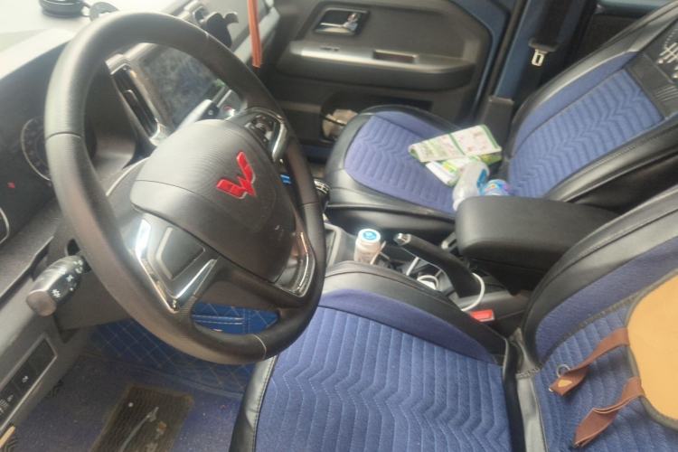 Used Wuling Zhengtu 2021 1.5L Adventure LAR Left Front Seat