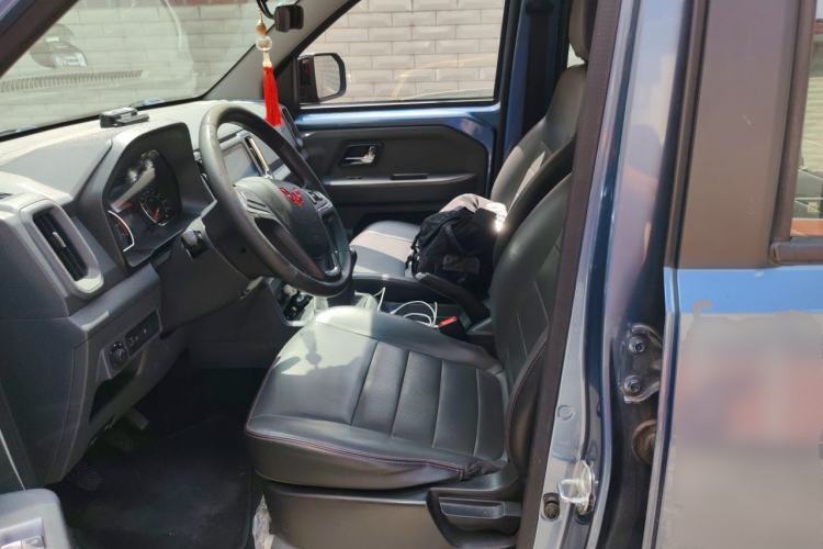 Used Wuling Zhengtu 2021 1.5L Adventure LAR Left Front Seat