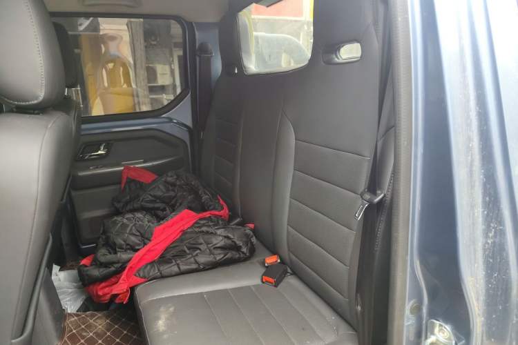 Used Wuling Zhengtu 2021 1.5L Adventure LAR Left Rear Seat