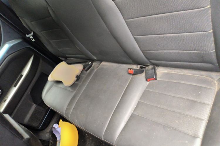 Used Wuling Zhengtu 2021 1.5L Adventure LAR Left Rear Seat