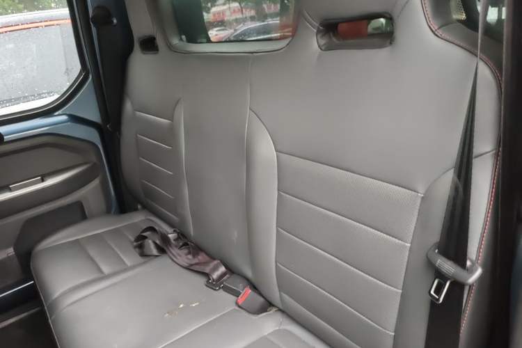 Used Wuling Zhengtu 2021 1.5L Adventure LAR Left Rear Seat