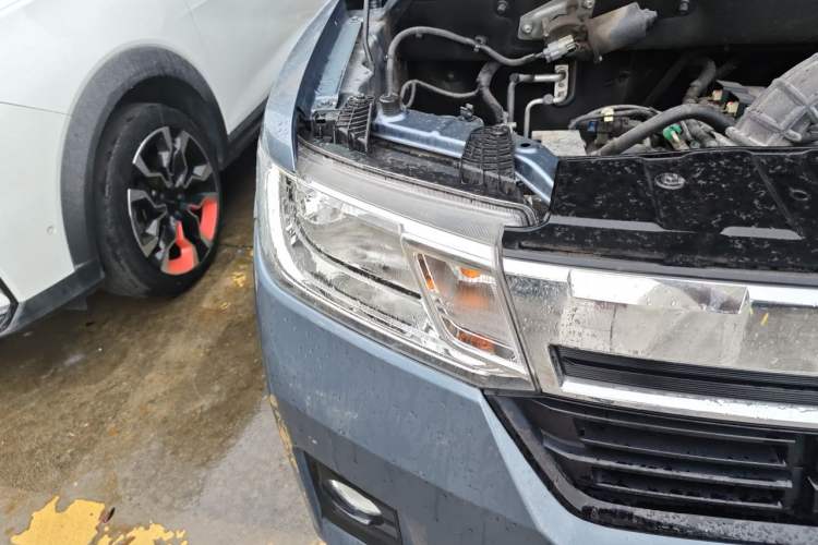 Used Wuling Zhengtu 2021 1.5L Adventure LAR Right Front Headlight