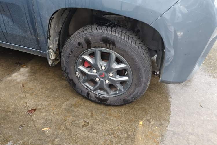 Used Wuling Zhengtu 2021 1.5L Adventure LAR Right Front Wheel Hub