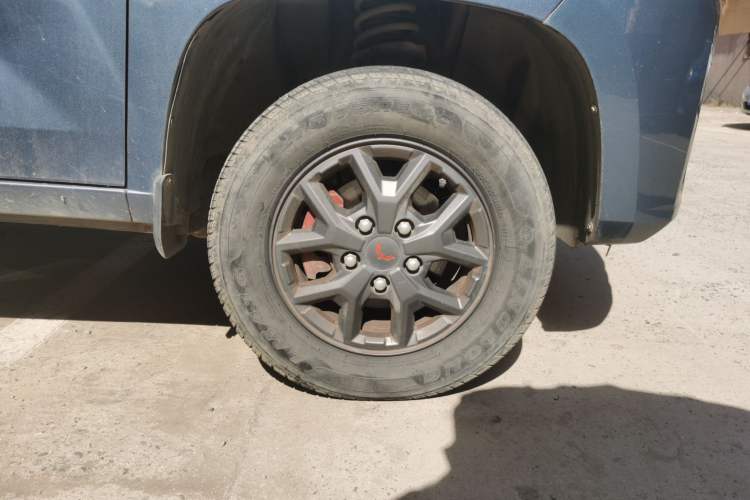 Used Wuling Zhengtu 2021 1.5L Adventure LAR Right Front Wheel Hub