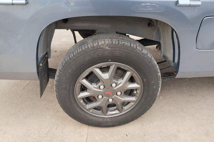 Used Wuling Zhengtu 2021 1.5L Adventure LAR Right Rear Wheel Hub