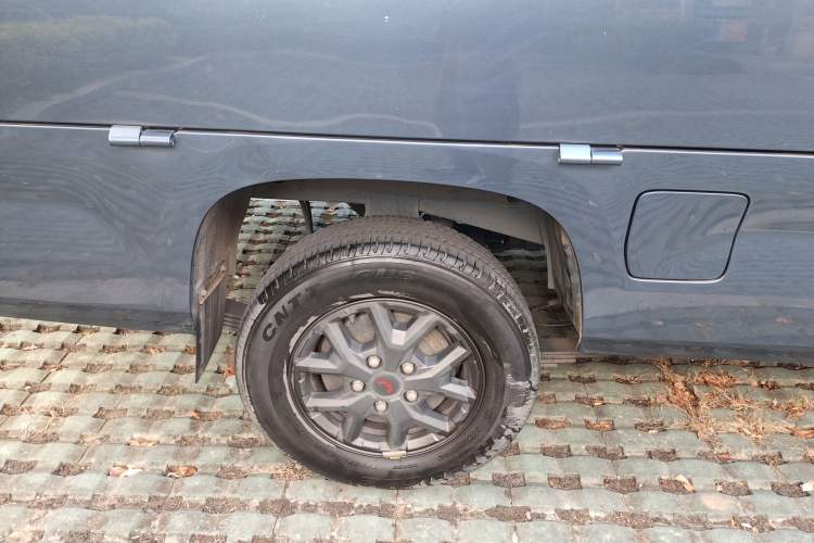Used Wuling Zhengtu 2021 1.5L Adventure LAR Right Rear Wheel Hub