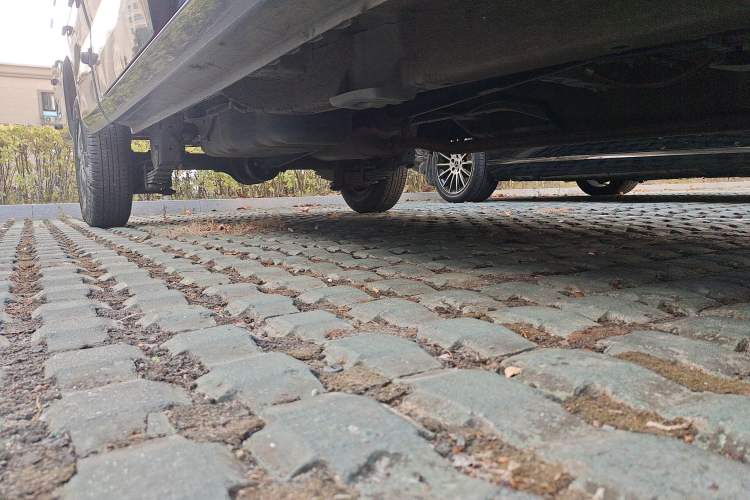 Used Wuling Zhengtu 2021 1.5L Adventure LAR Right Side Sill
