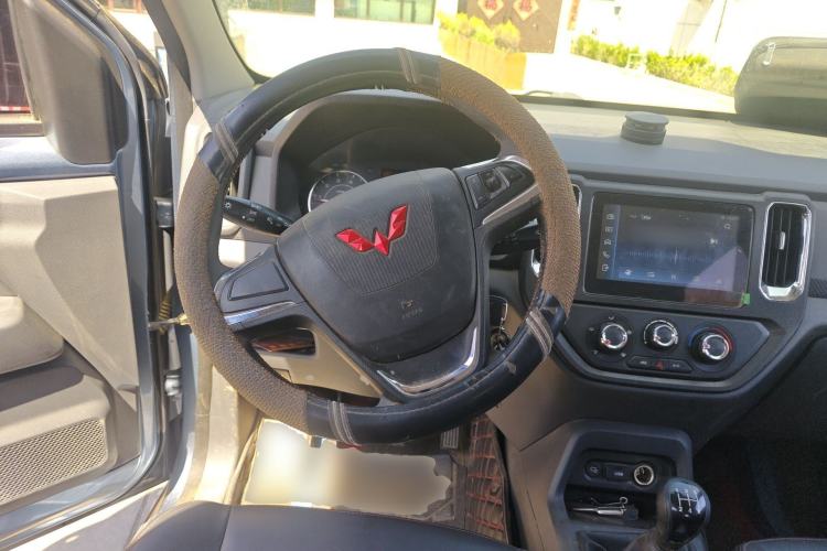 Used Wuling Zhengtu 2021 1.5L Adventure LAR Steering Wheel