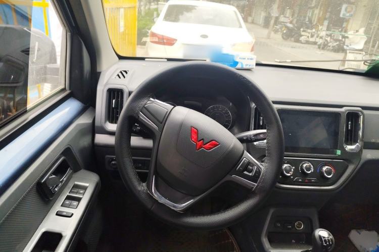 Used Wuling Zhengtu 2021 1.5L Adventure LAR Steering Wheel