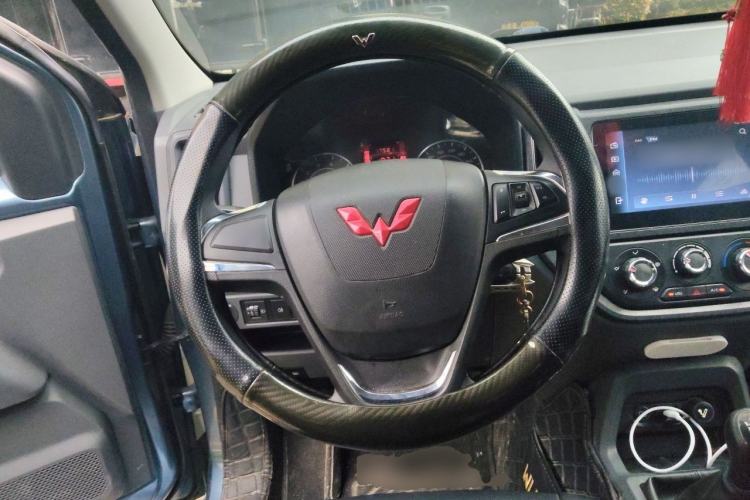Used Wuling Zhengtu 2021 1.5L Adventure LAR Steering Wheel