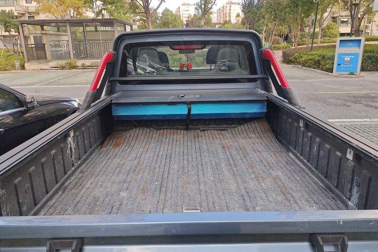 Used Wuling Zhengtu 2021 1.5L Adventure LAR Trunk