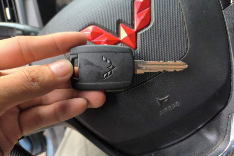 Used Wuling Zhengtu 2021 1.5L Adventure LAR Vehicle Key
