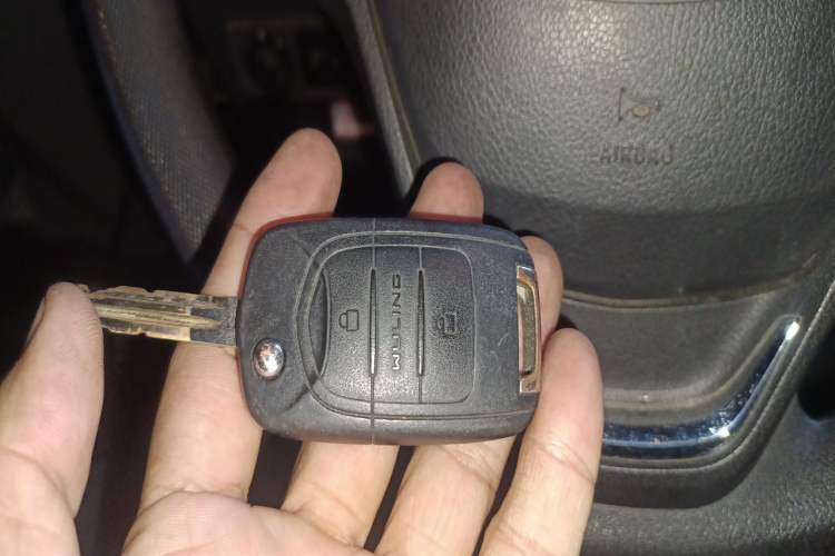 Used Wuling Zhengtu 2021 1.5L Adventure LAR Vehicle Key