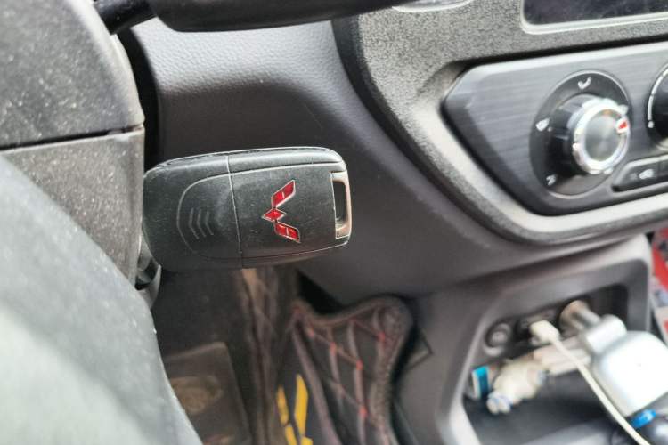 Used Wuling Zhengtu 2021 1.5L Adventure LAR Vehicle Key