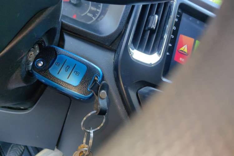 Used Wuling Zhengtu 2021 1.5L Entry-Level LAR Vehicle Key