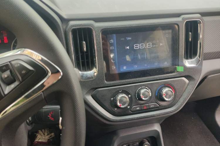Used Wuling Zhengtu 2021 1.5L Adventure LAR Audio And AC Panel
