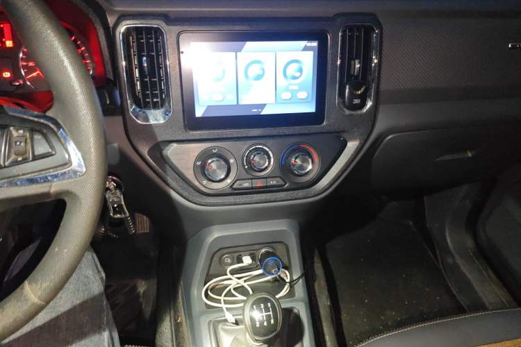 Used Wuling Zhengtu 2021 1.5L Adventure LAR Audio And AC Panel