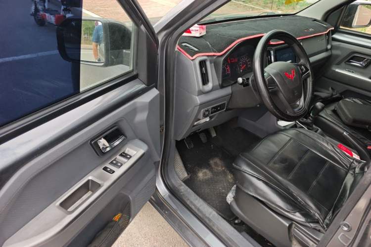 Used Wuling Zhengtu 2021 1.5L Adventure LAR Driver Seat