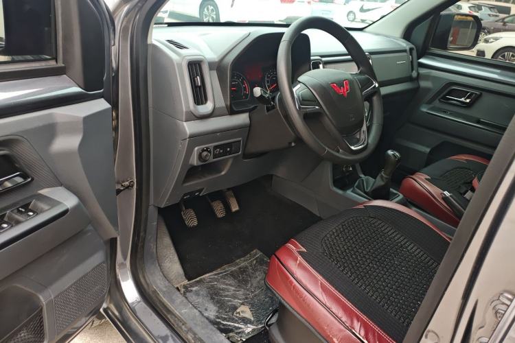 Used Wuling Zhengtu 2021 1.5L Entry-Level LAR Driver Seat