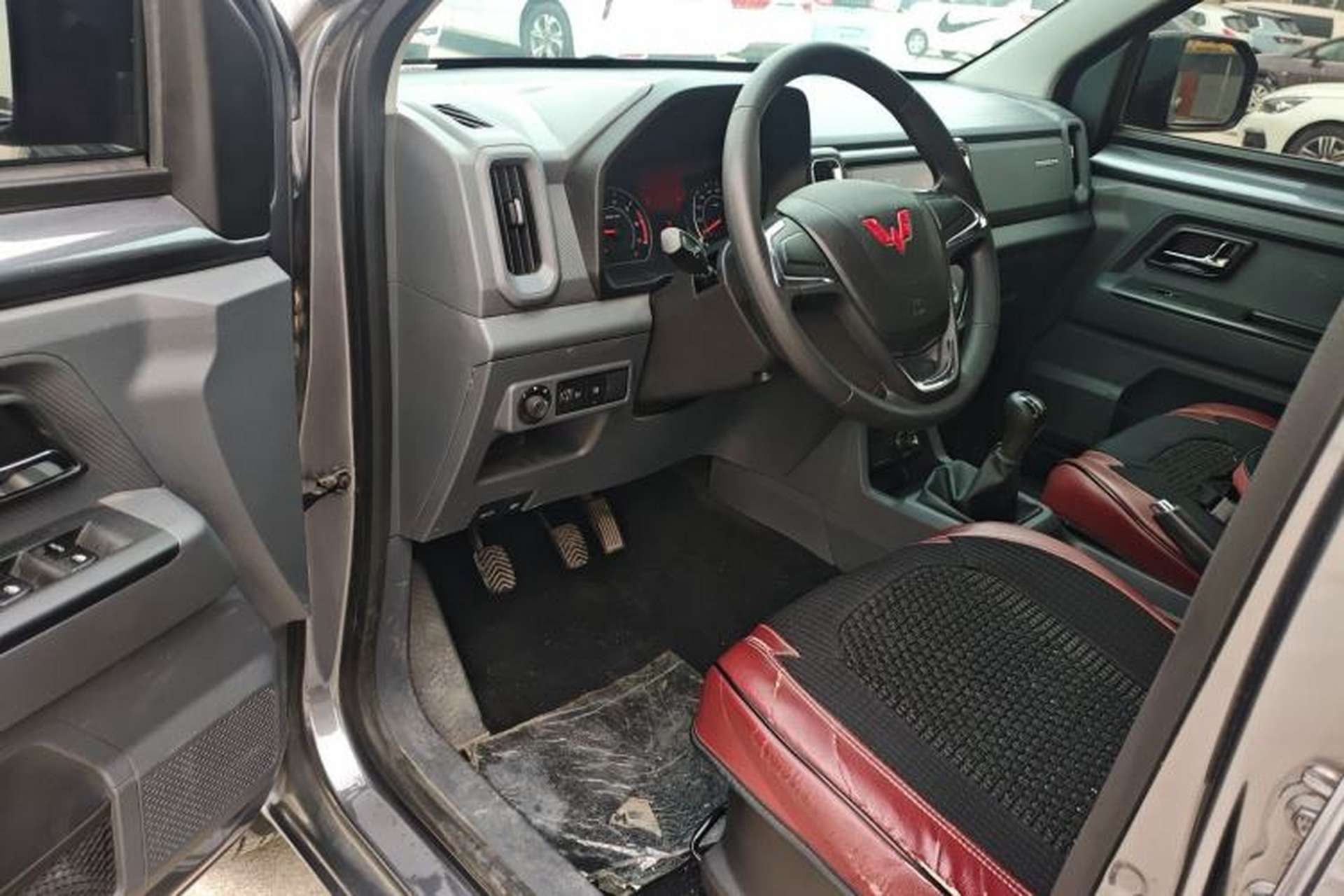 Used Wuling Zhengtu 2021 1.5L Entry-Level LAR Driver Seat