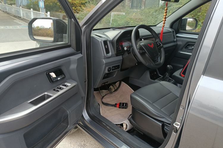 Used Wuling Zhengtu 2021 1.5L Adventure LAR Driver Seat