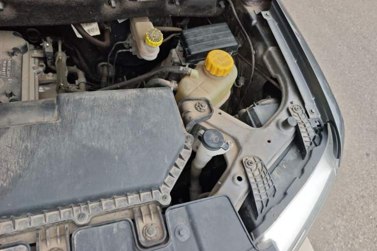 Used Wuling Zhengtu 2021 1.5L Adventure LAR Engine Bay Left